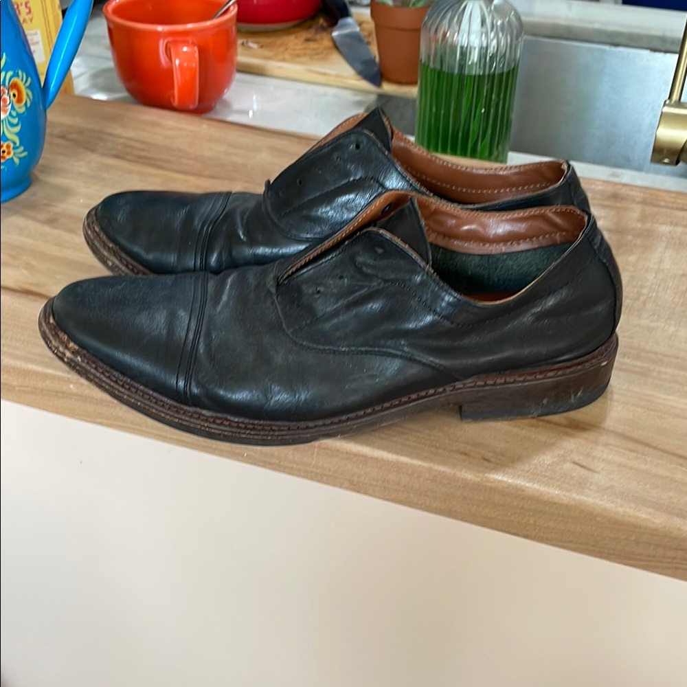 Frye Black Leather Oxfords Classic Design - Picture 2 of 5